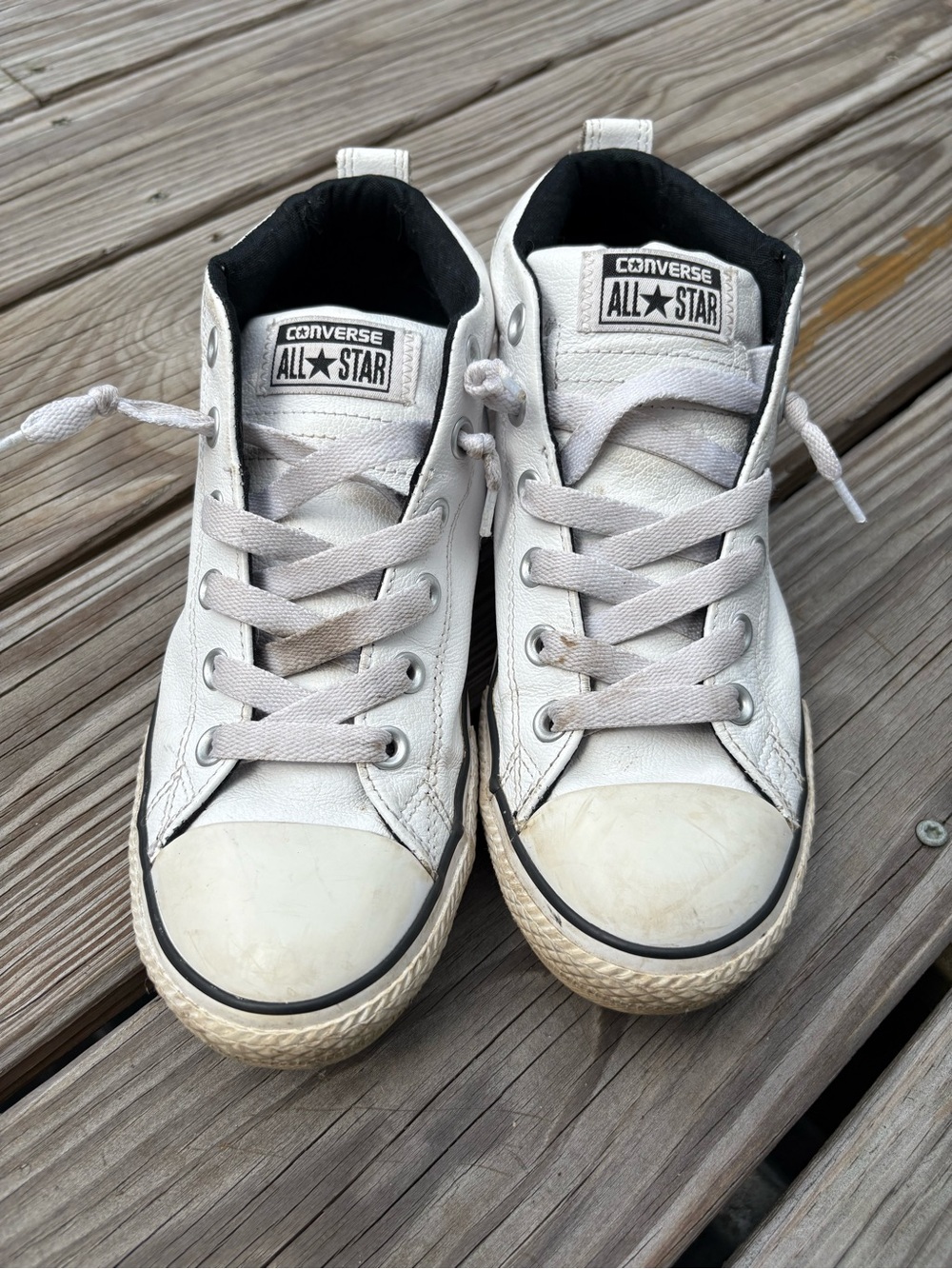 Converse Boys White and Black Leather All Star Low-Top Sneakers Size 6